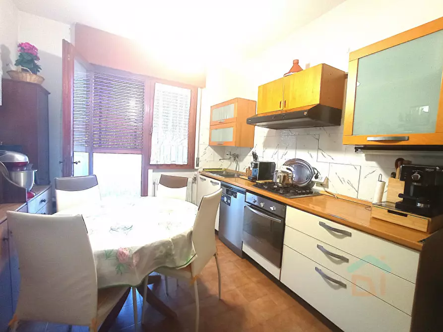 Immagine 3 di Appartamento in vendita  in Piazza Unità d'Italia a Cervignano Del Friuli