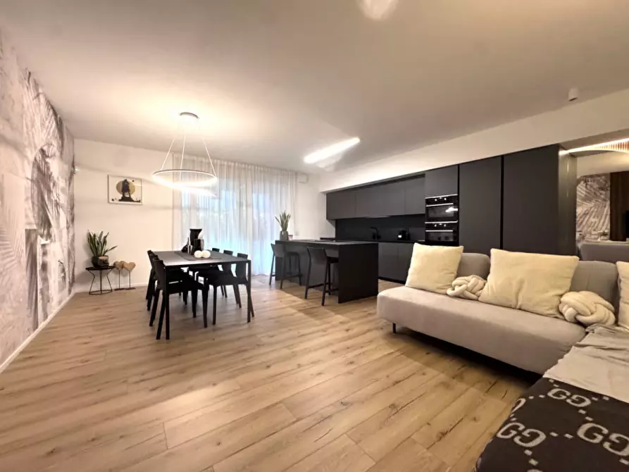 Immagine 1 di Appartamento in vendita  in Via Guglielmo Marconi a Vigodarzere