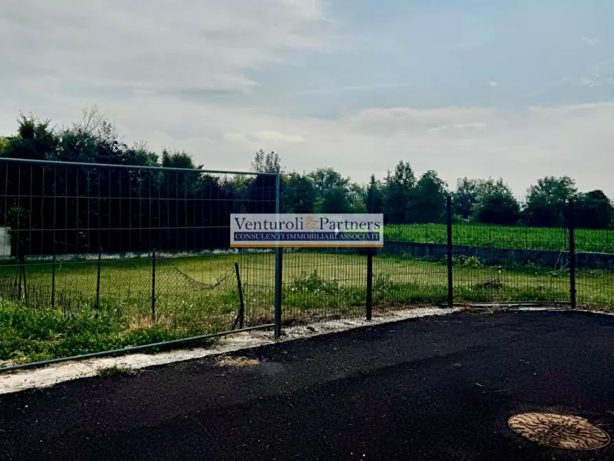 Immagine 2 di Terreno in vendita  in Via Mattei a Nuvolera