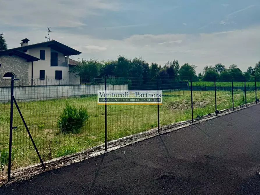 Immagine 3 di Terreno in vendita  in Via Mattei a Nuvolera
