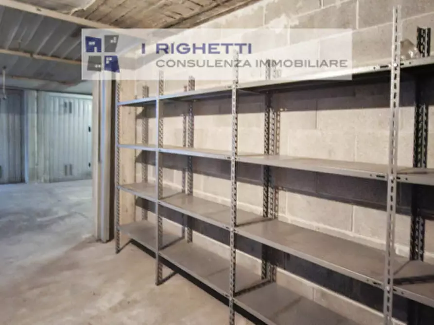 Immagine 8 di Garage in vendita  in Via Luigi Galvani a Verona