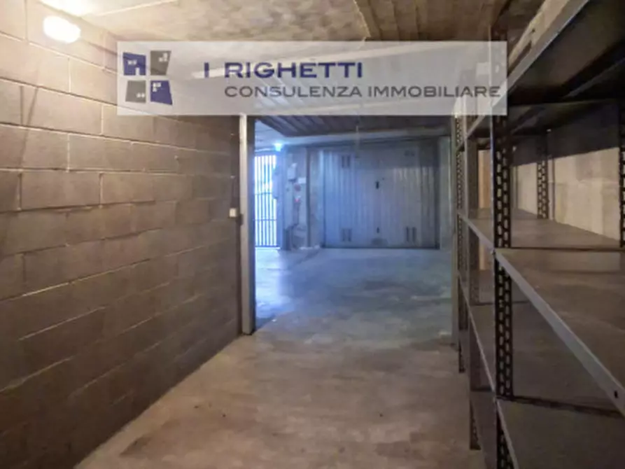 Immagine 9 di Garage in vendita  in Via Luigi Galvani a Verona