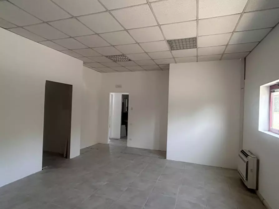 Immagine 7 di Capannone industriale in affitto  in VIA LAGO DI ALBANO a Schio