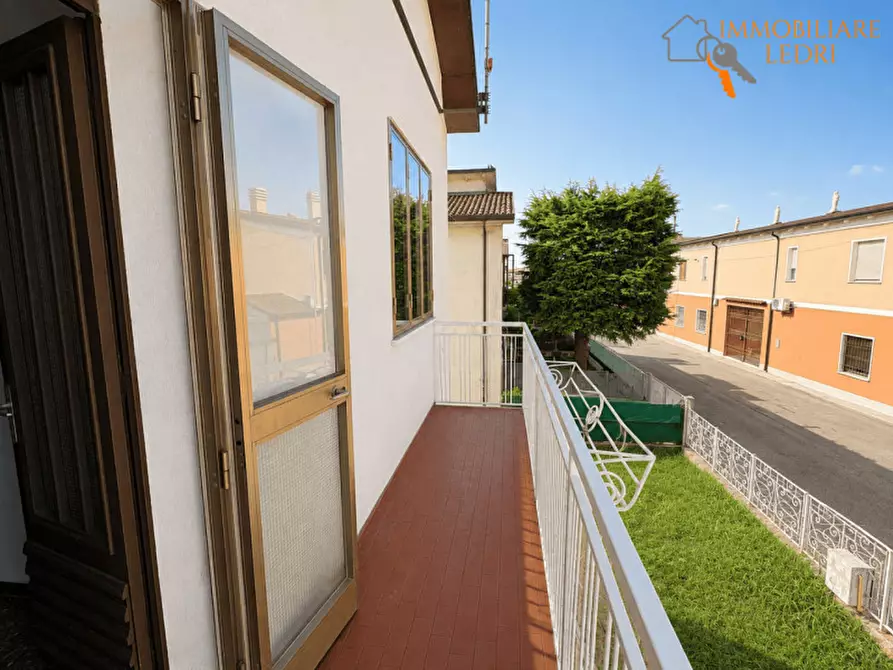 Immagine 5 di Casa indipendente in vendita  in Via Gioacchino Rossini a Salizzole