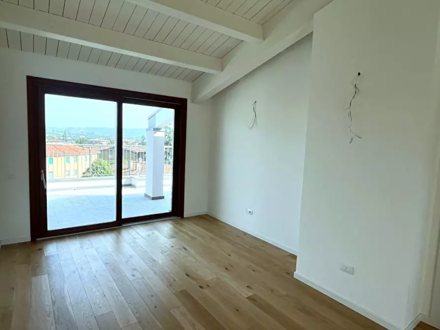 Immagine 9 di Attico in vendita  in Via Adriatica 70 a Perugia