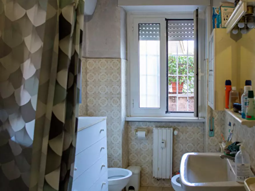 Immagine 15 di Appartamento in vendita  in Via Ascrea a Roma