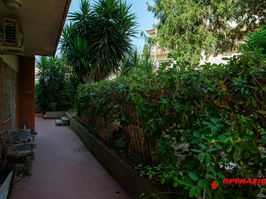 Immagine 21 di Appartamento in vendita  in Via Ascrea a Roma