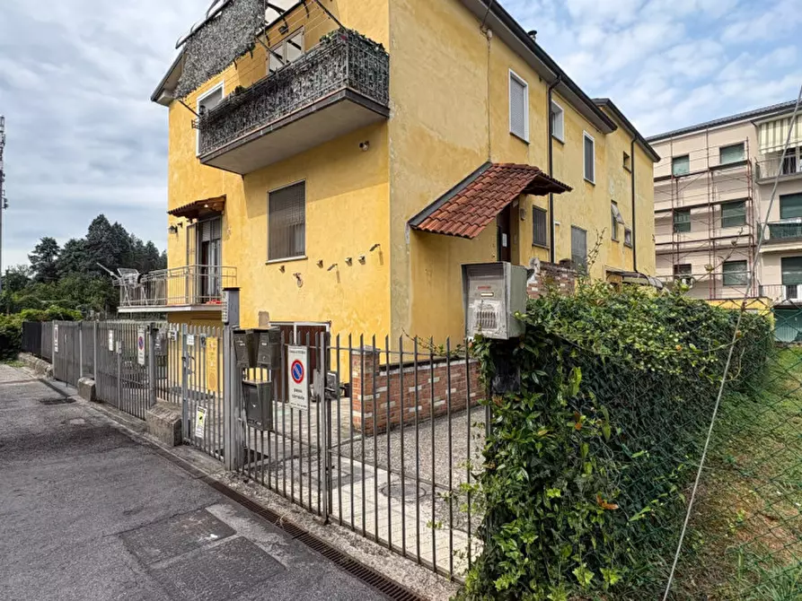 Immagine 1 di Appartamento in affitto  in Via Brenta a Vicenza