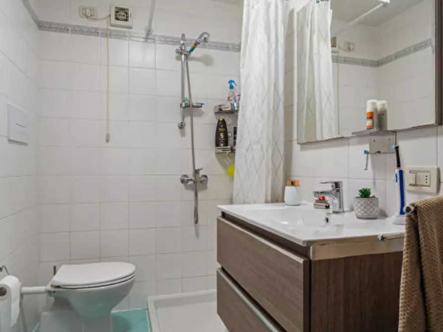 Immagine 13 di Casa quadrifamiliare in vendita  in VIA G. GARIBALDI a Bagnoli Di Sopra