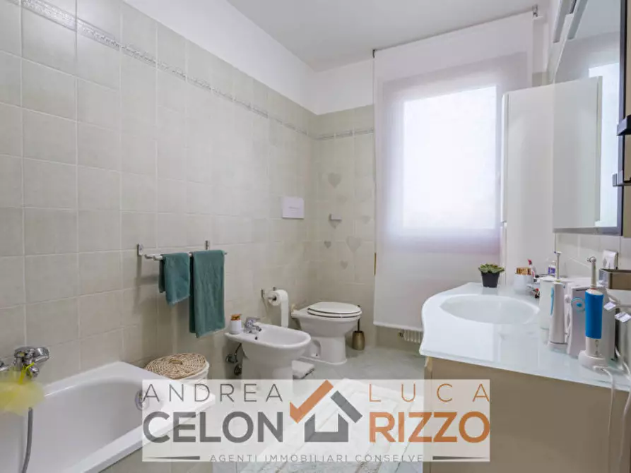Immagine 25 di Casa quadrifamiliare in vendita  in VIA G. GARIBALDI a Bagnoli Di Sopra