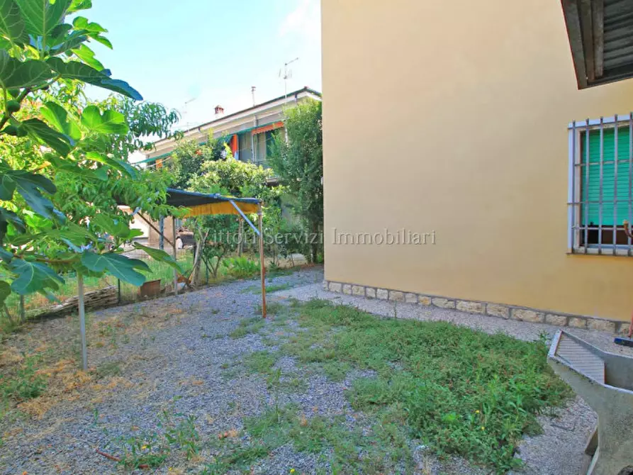 Immagine 13 di Appartamento in vendita  in Via Tevere a Torrita Di Siena