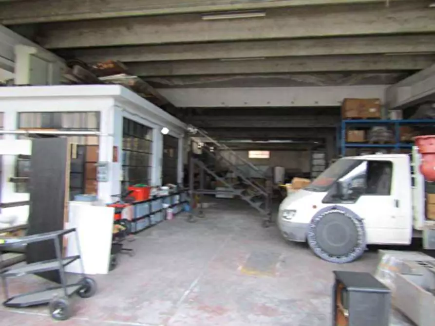 Immagine 28 di Capannone industriale in vendita  in Via Edoardo De Betta 3A a Verona