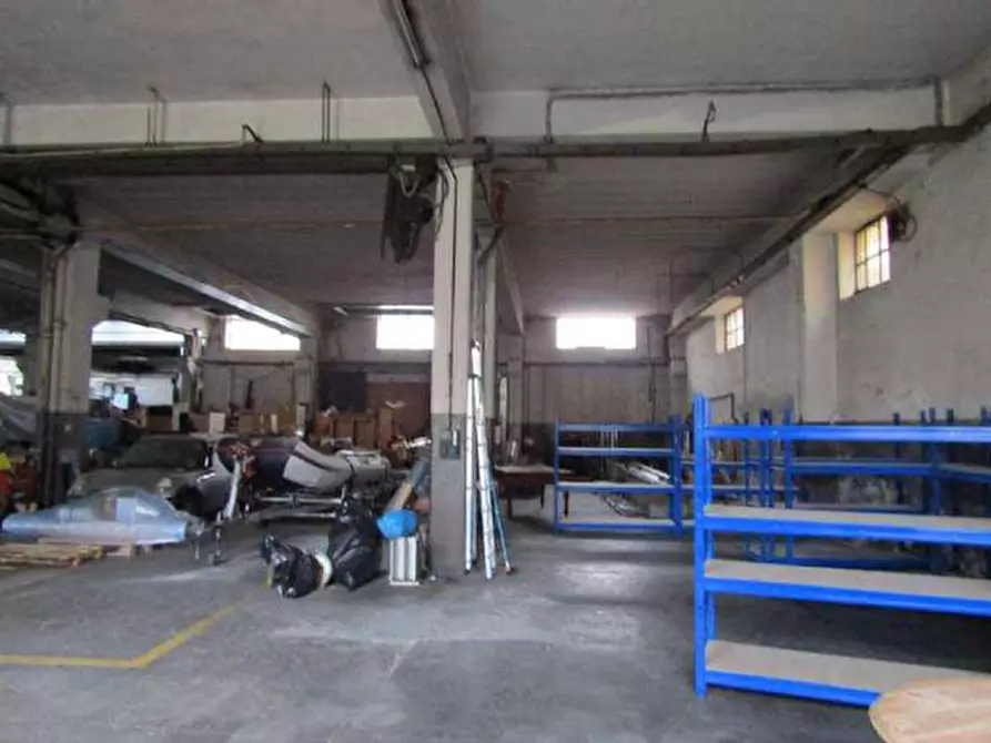 Immagine 29 di Capannone industriale in vendita  in Via Edoardo De Betta 3A a Verona