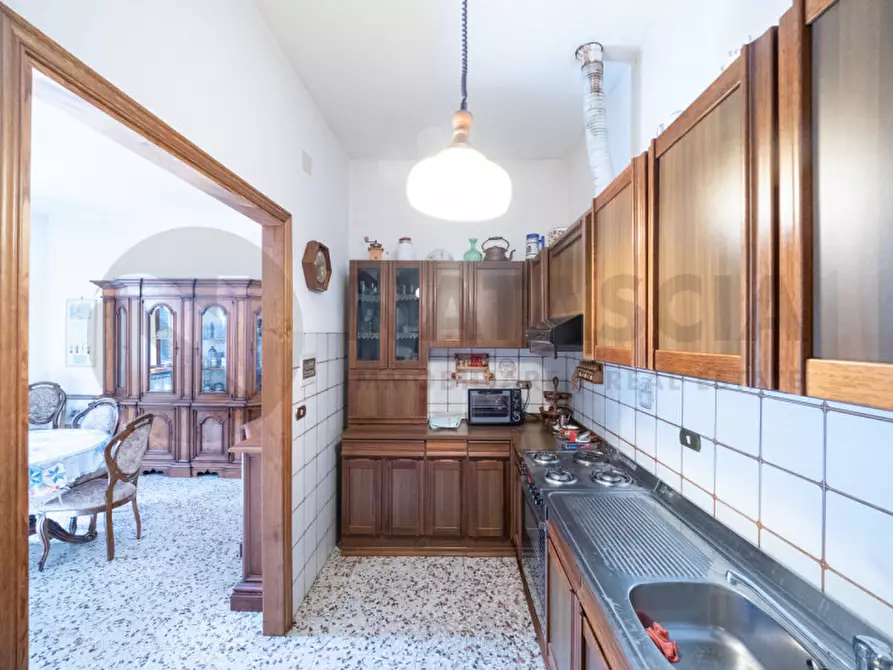 Immagine 5 di Appartamento in vendita  in VIA DI RAGGIOLI a Pelago