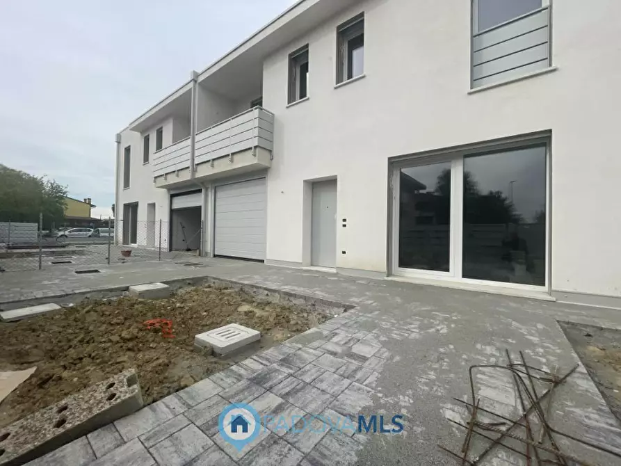 Immagine 5 di Casa quadrifamiliare in vendita  in Via Vangadizza a Rubano