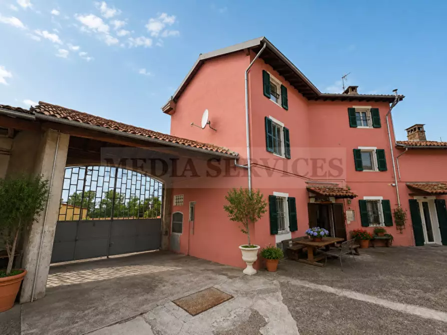 Immagine 1 di Casa indipendente in vendita  in via Vittorio Veneto n° 1 a Gropello Cairoli