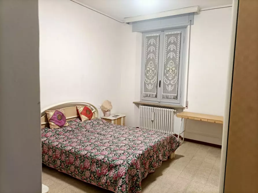 Immagine 24 di Camera in affitto  in Viale Osacca, 5 a Parma