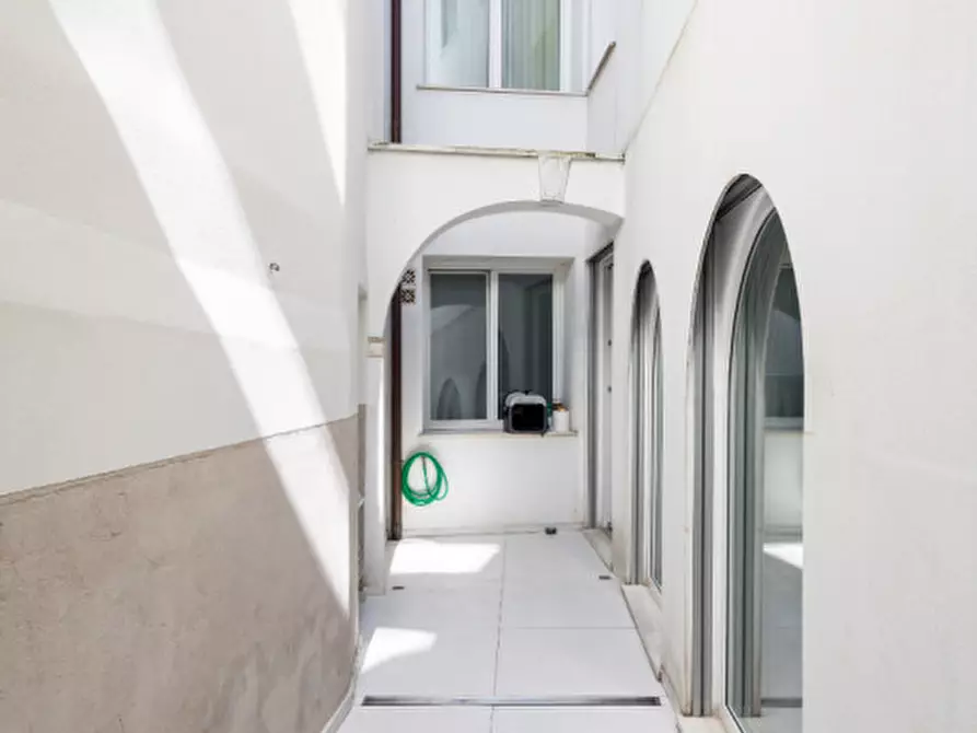 Immagine 17 di Appartamento in vendita  in Corso Antonio Fogazzaro a Vicenza