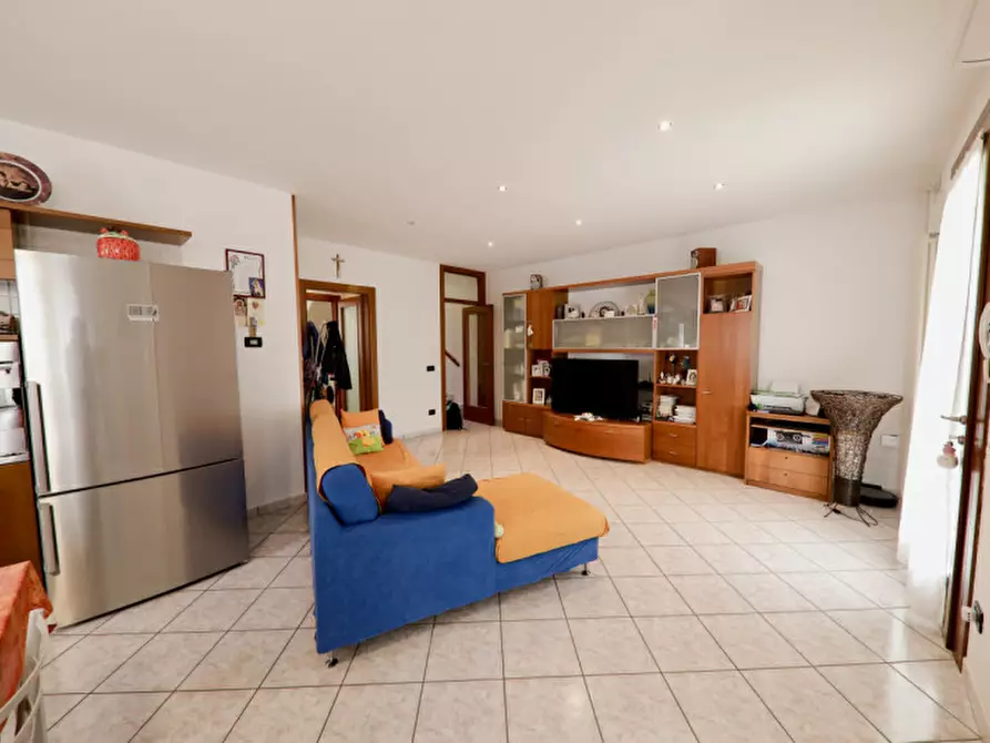 Immagine 5 di Casa bifamiliare in vendita  in Via Giovanni 23° a Granze