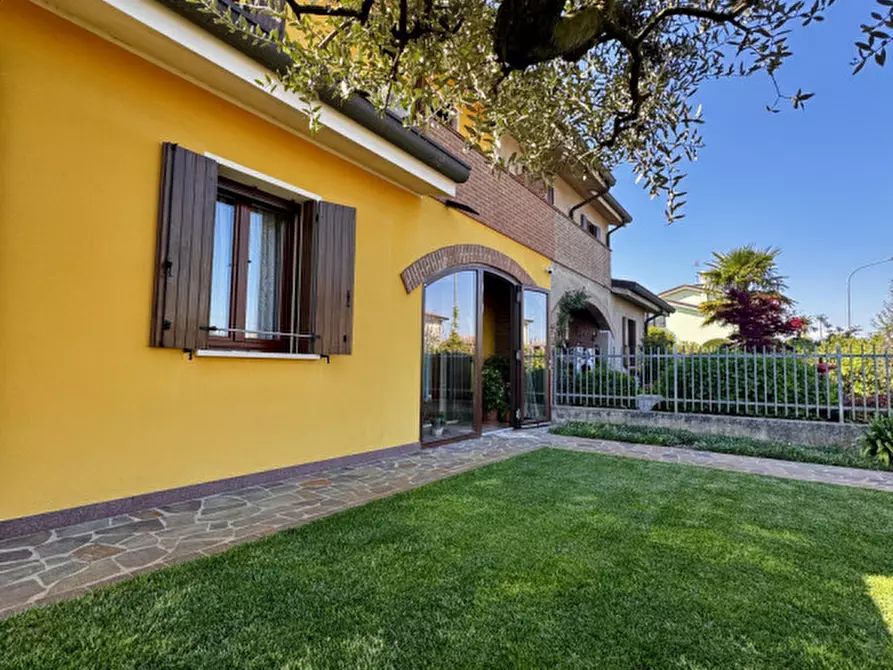Immagine 16 di Casa bifamiliare in vendita  in Via Giovanni 23° a Granze