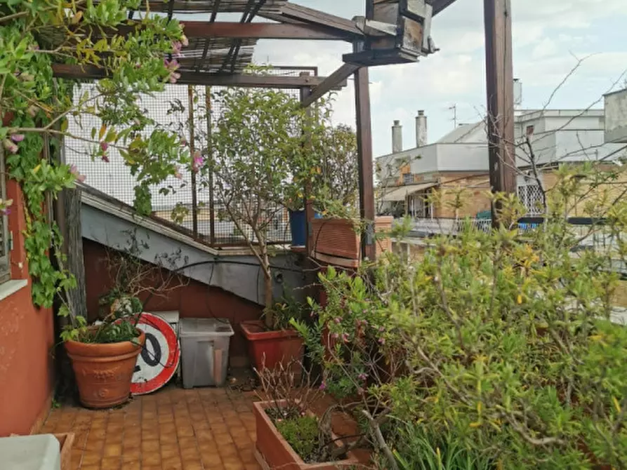 Immagine 10 di Appartamento in affitto  in Via Maenza, 14 a Roma