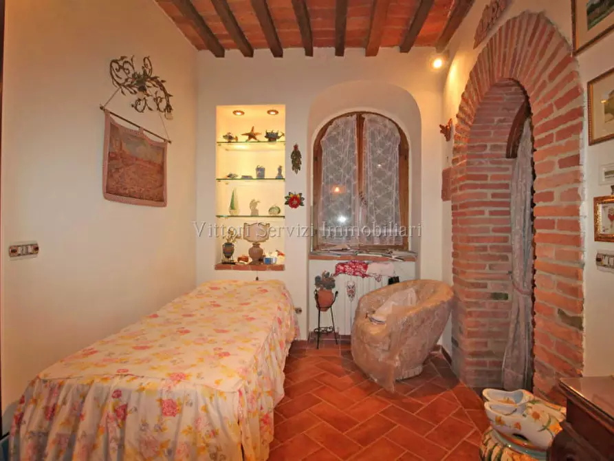 Immagine 11 di Casa bifamiliare in vendita  in via di peschiera a Sinalunga