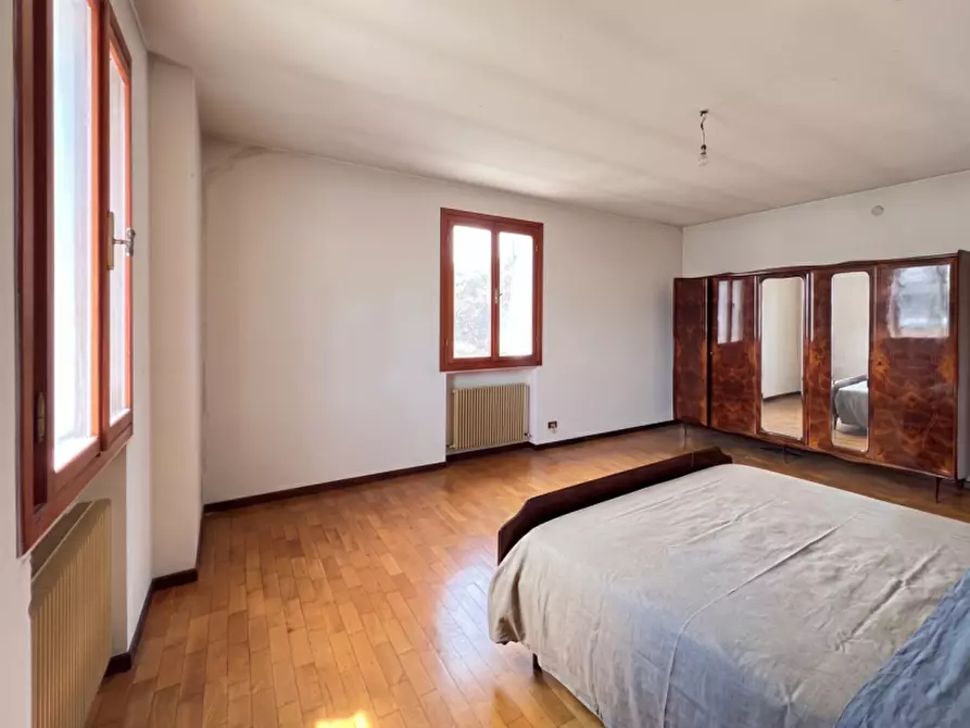 Immagine 12 di Casa bifamiliare in vendita  a Vedelago