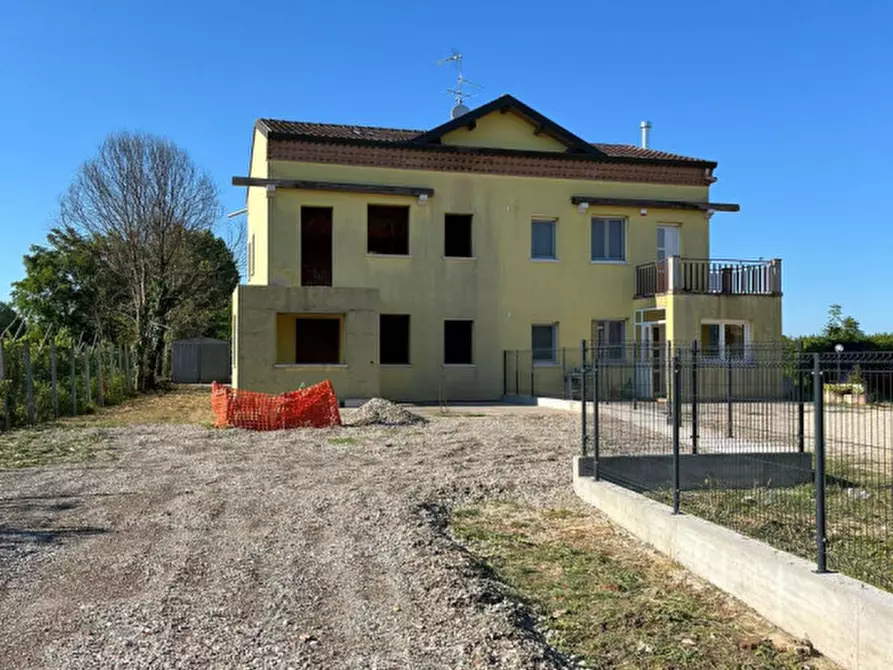 Immagine 5 di Casa bifamiliare in vendita  in Via Stangon a Montagnana