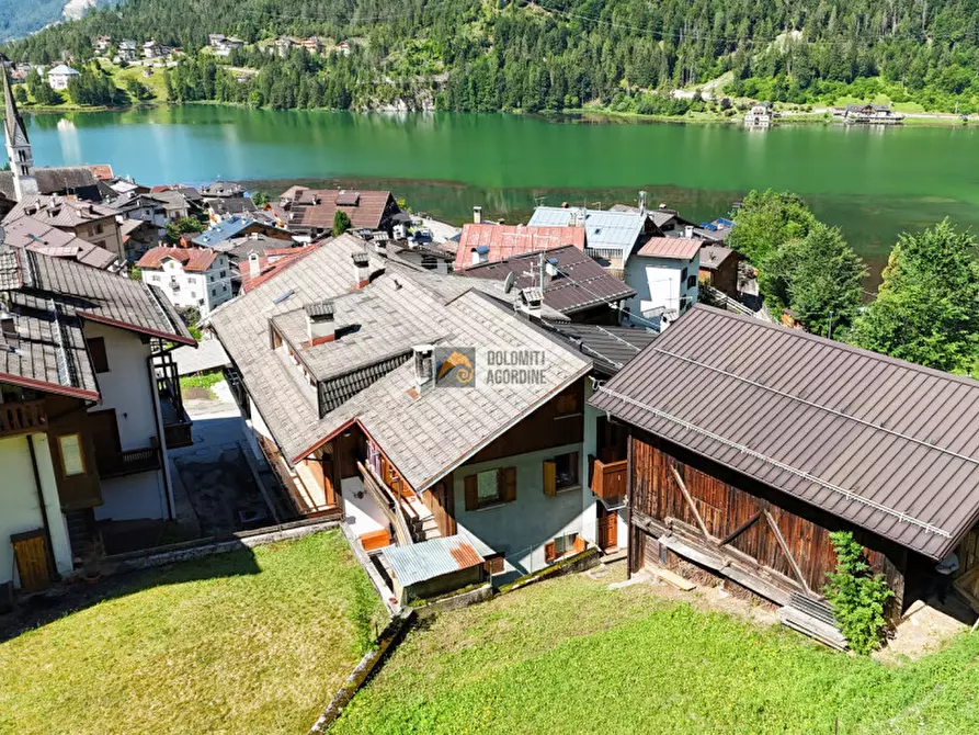 Immagine 8 di Rustico / casale in vendita  in Via Santa Maria dei Battuti a Alleghe