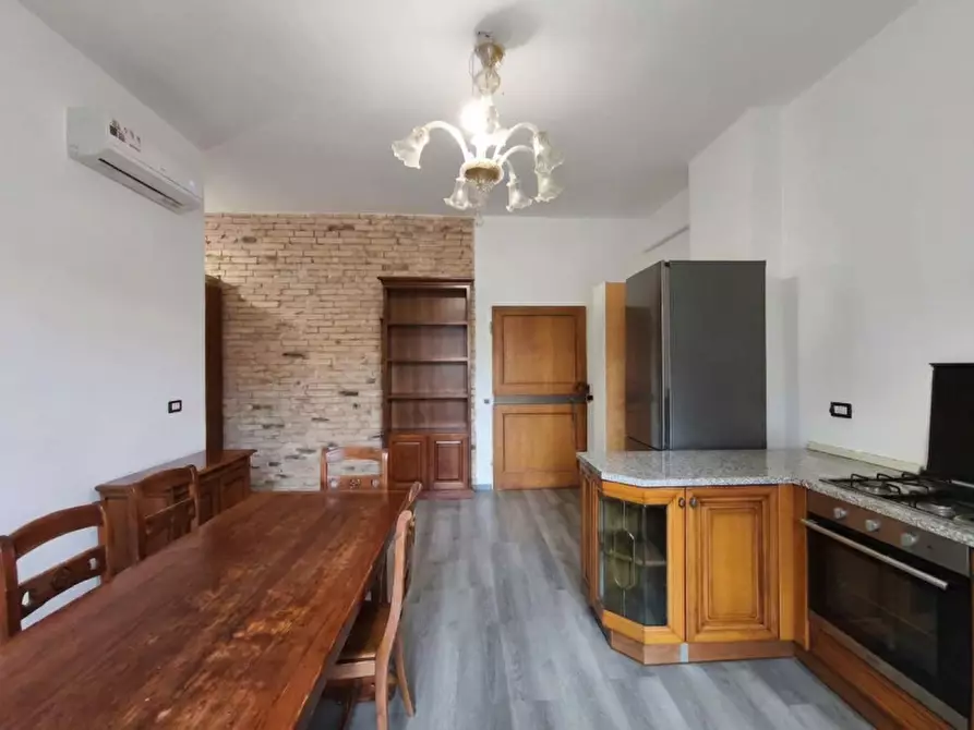 Immagine 1 di Appartamento in vendita  in Via Ercole Lelli a Bologna