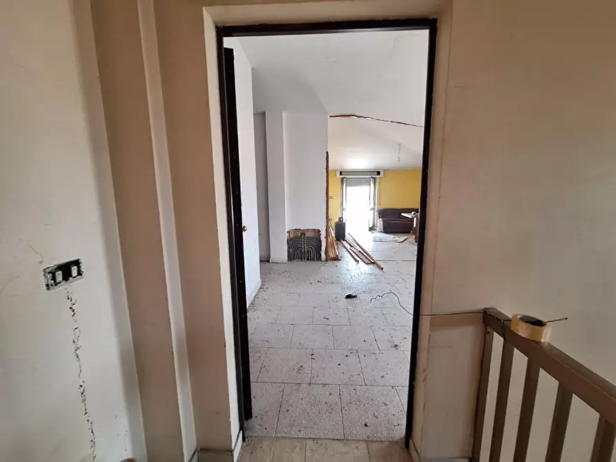 Immagine 2 di Appartamento in vendita  in Via A. Moro, 42, 65024 Manoppello Scalo PE, Italia a Manoppello