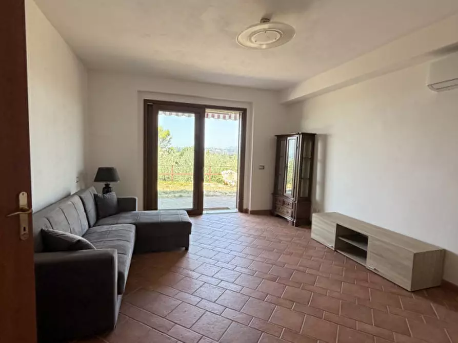 Immagine 13 di Rustico / casale in vendita  a Torgiano