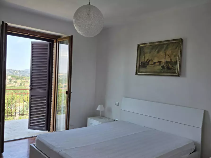 Immagine 26 di Rustico / casale in vendita  a Torgiano