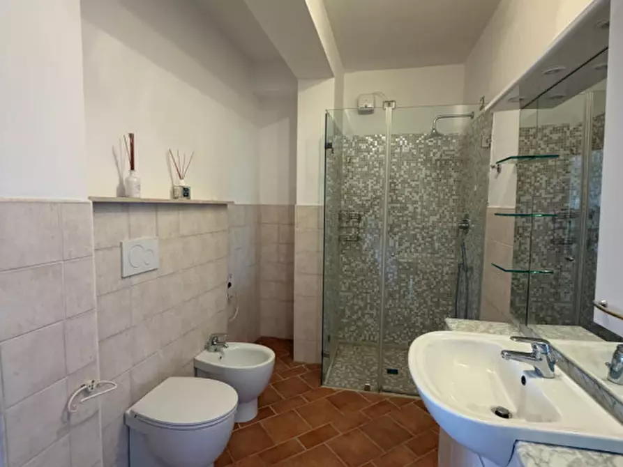 Immagine 32 di Rustico / casale in vendita  a Torgiano