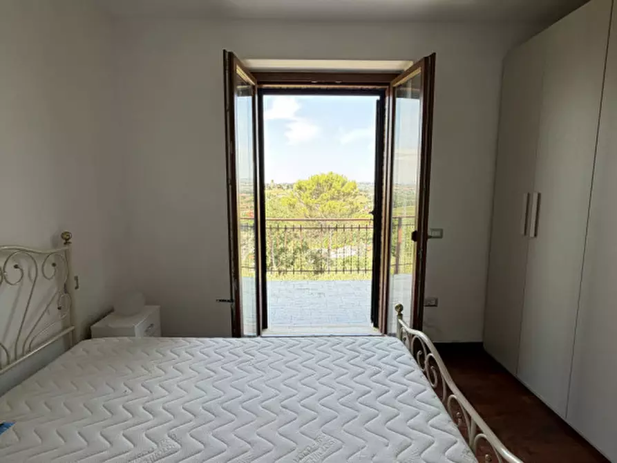 Immagine 37 di Rustico / casale in vendita  a Torgiano