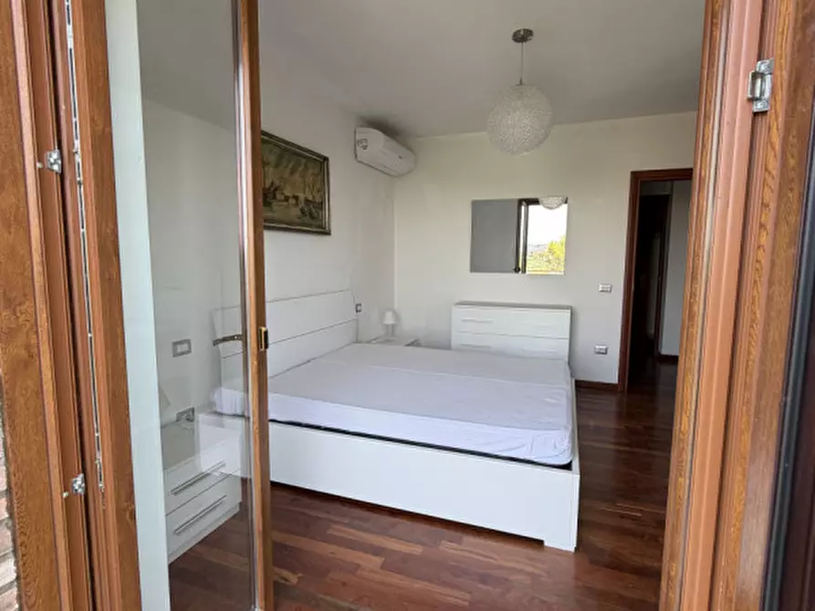 Immagine 42 di Rustico / casale in vendita  a Torgiano