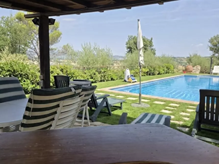 Immagine 49 di Rustico / casale in vendita  a Torgiano