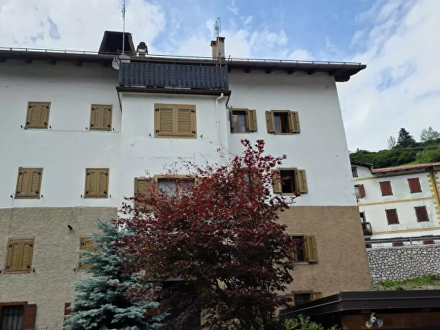 Immagine 1 di Villetta a schiera in vendita  in Via Nazionale 128 a Santo Stefano Di Cadore