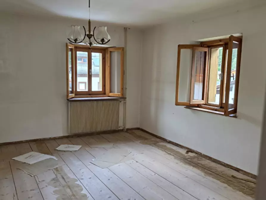 Immagine 22 di Villetta a schiera in vendita  in Via Nazionale 128 a Santo Stefano Di Cadore