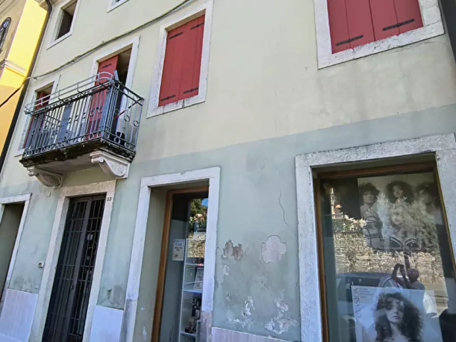 Immagine 3 di Negozio in affitto  a Lonigo