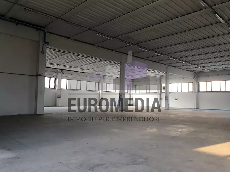 Immagine 6 di Capannone industriale in vendita  in Via Giuseppe Mazzini a Gambellara