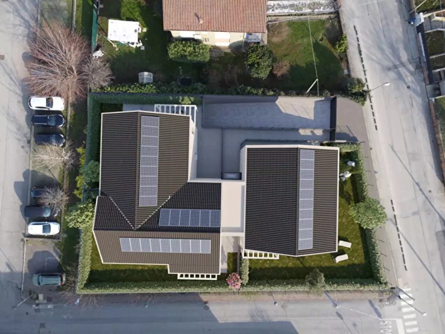Immagine 3 di Appartamento in vendita  in Via Giuseppe Mazzini a Altavilla Vicentina