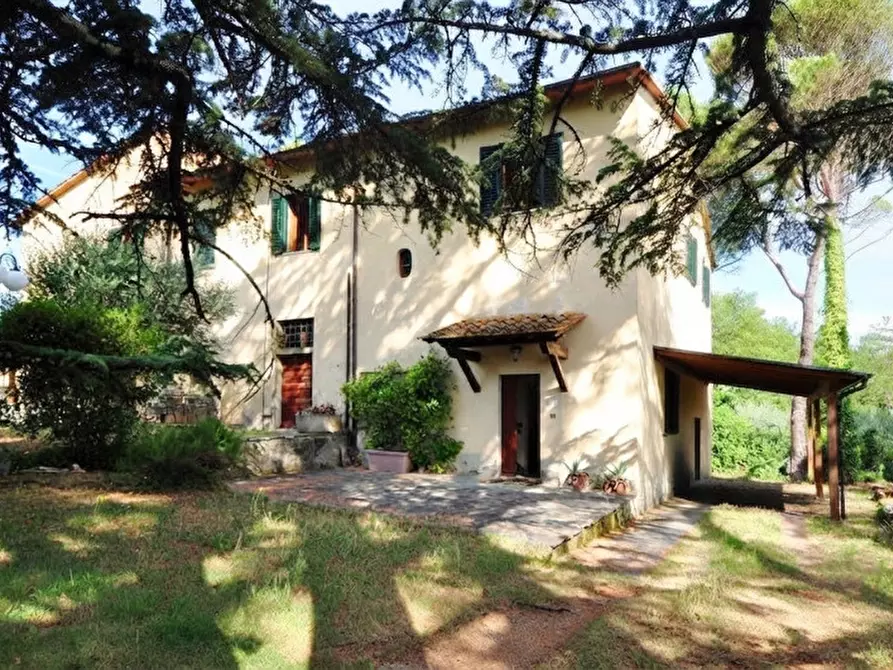 Immagine 1 di Casa indipendente in vendita  in Gavignano a Bucine