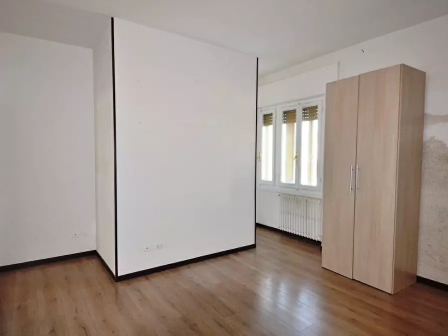 Immagine 8 di Appartamento in vendita  in Viale Europa a Terranuova Bracciolini