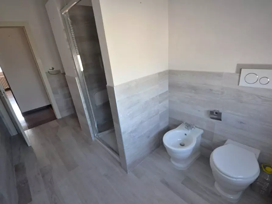 Immagine 10 di Appartamento in vendita  in Viale Europa a Terranuova Bracciolini