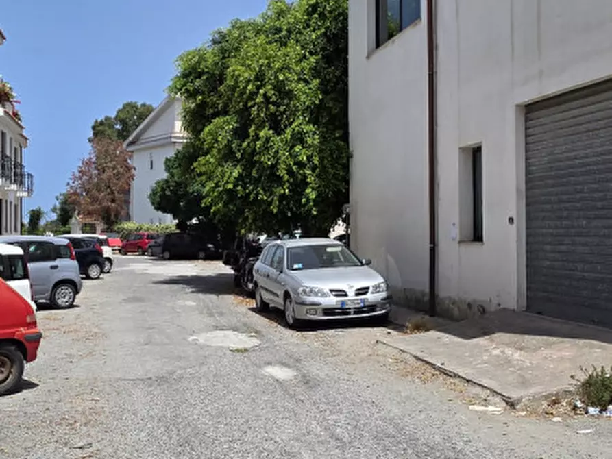 Immagine 15 di Appartamento in vendita  in Via Acqueviole a Milazzo