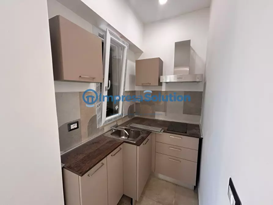 Immagine 9 di Appartamento in affitto  in Via Annella di Massimo a Napoli