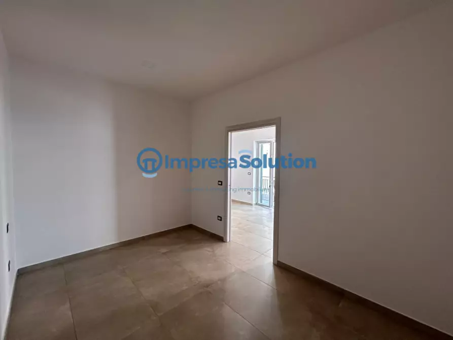Immagine 11 di Appartamento in affitto  in Via Annella di Massimo a Napoli