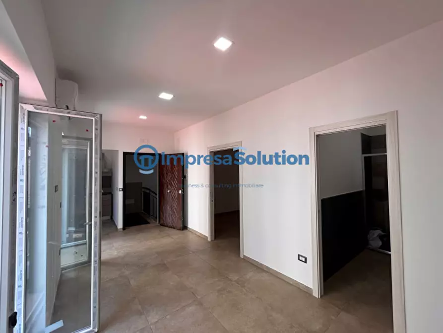 Immagine 14 di Appartamento in affitto  in Via Annella di Massimo a Napoli