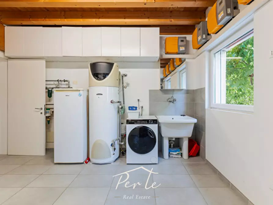 Immagine 22 di Villa in vendita  in Via Malviste, n.59, Silea a Silea